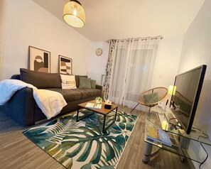 Unclassified image, 3 of 15, button - Le Clos de la Bruche, Cozy & Elegant apartment with terrace & free parking (Strasbourg)