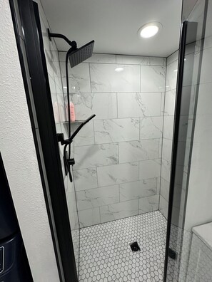 Hair dryer, towels, soap, toilet paper - Golden Era Reimagined (Milwaukie)