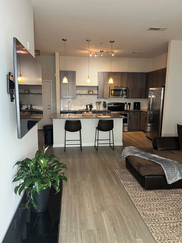 Unclassified image, 1 of 12, button