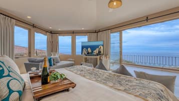 10 bedrooms, desk, iron/ironing board, travel cot