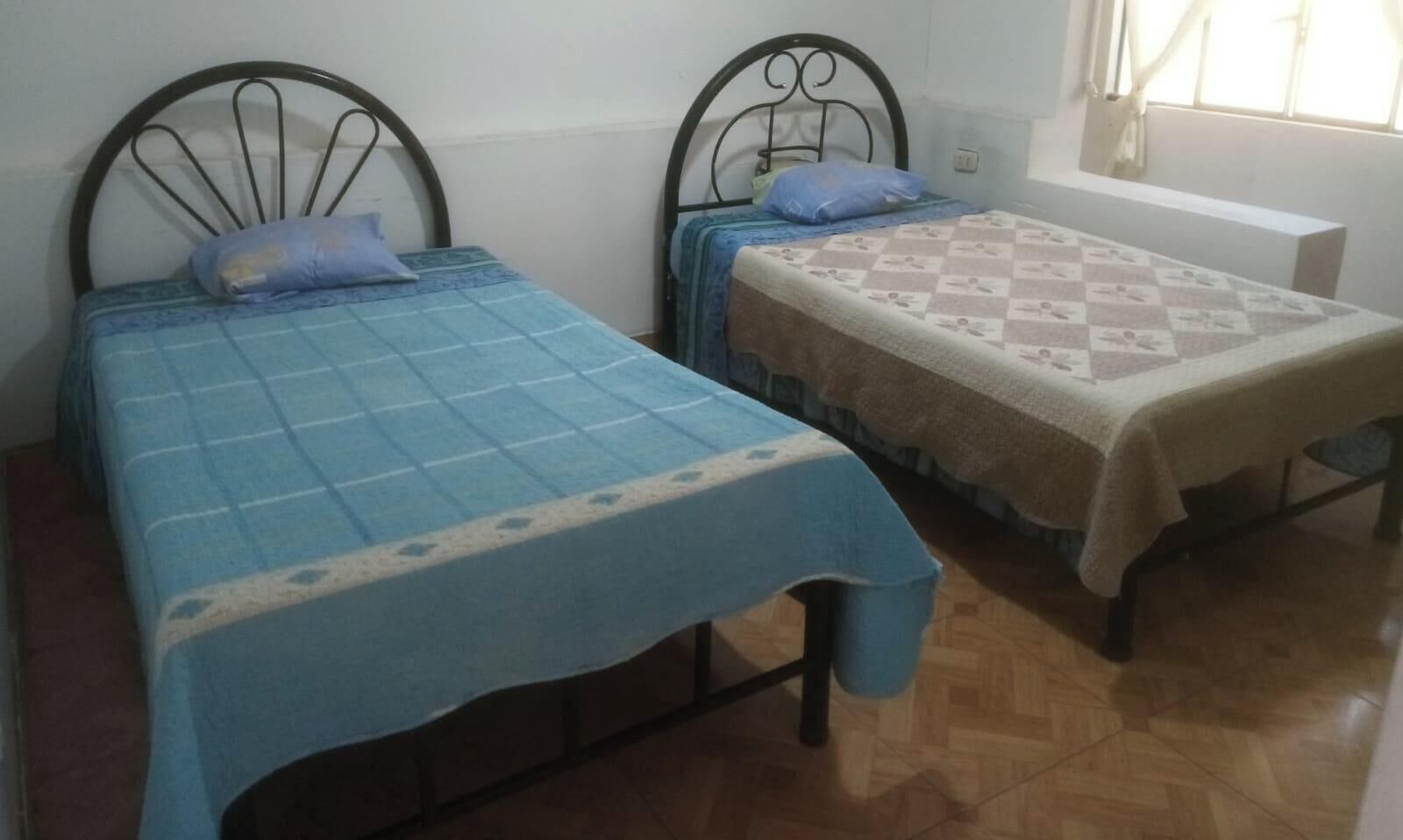 Basic Room | Desk, free WiFi