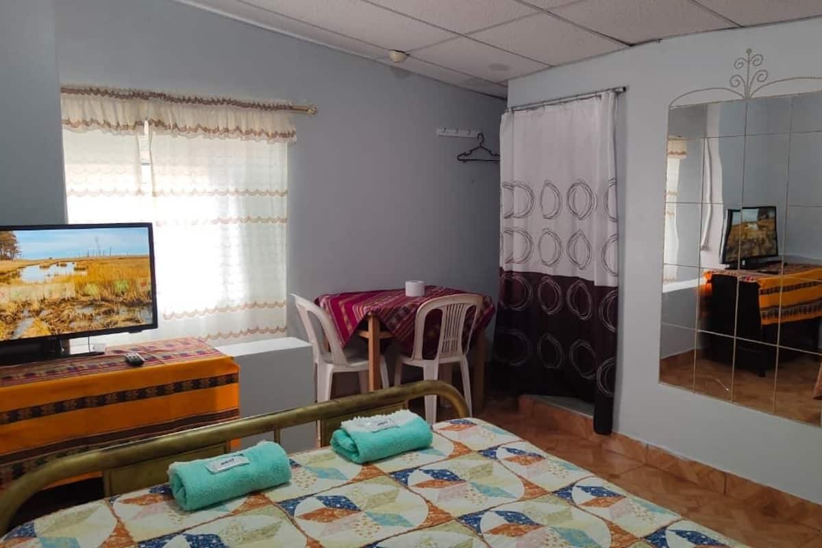 Habitación básica | Escritorio y wifi gratis