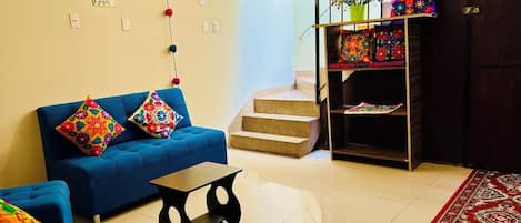 40-inch Smart TV with digital channels