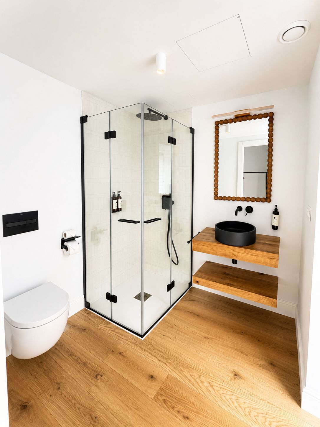 Family Quadruple Room, Patio, Pet-Friendly 1 pet only | Badkamer | Handdoeken, zeep, shampoo, toiletpapier