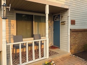 Exterior detail - 2Br/1Bth/Office/EV charger near Royal Oak/Berkley/Bgham - Monthly (Clawson)