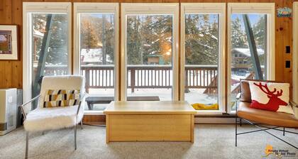 Entire cabin duplex one block from ski lifts, bike path, and hiking.