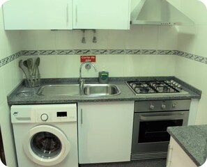 Private kitchen - Lido beach (Funchal)