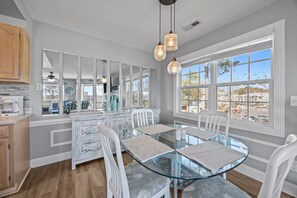 Dining - Coastal Golf Course Condo – 15 Minutes to the Beach! Escape to Calabash, North Carolina (Calabash)