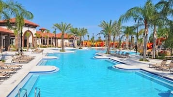 Piscine extérieure, piscine chauffée