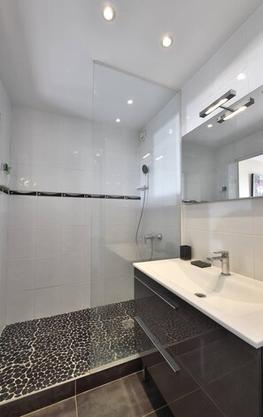 Hair dryer - NEST - Studio Héliopolis AB331 - Luxury - 2 people (AGDE)