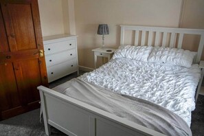 1 soveværelse, strygejern/strygebræt, Wi-Fi, sengetøj