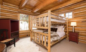 3 bedrooms, desk, iron/ironing board, free WiFi - Ski In/Out | White Otter Chalet | Big Sky Resort (Big Sky)