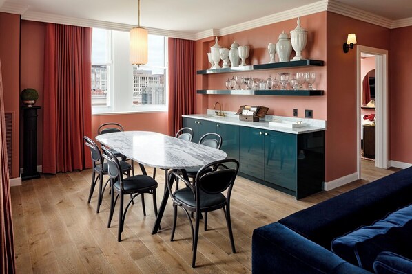 Imagem sem classificação, 1 de 28, botão