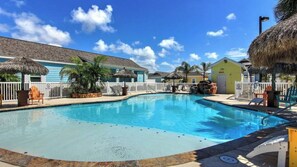 Interior - The Blue Pelican by Avantstay Pirates Bay Retreat + 2 Shared Lagoon Pools 3 Blocks to Beach (Port Aransas)