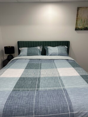 2 sovrum, strykjärn/strykbräda, wi-fi och sängkläder