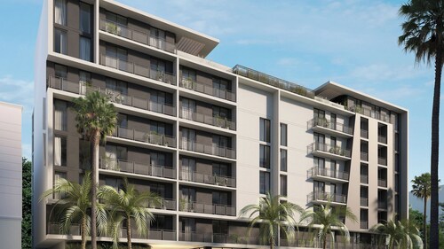 New Luxury Hotel in Edgewater 2 Suites Rooftop Pool Sense28 by Avantstay