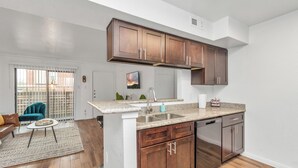 Unclassified image, 4 of 34, button - Bright 2BR 2BA King Ensuite w/ Private Patio (Houston)