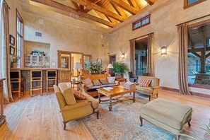 TV, fireplace - 2BR Condo with Deck, Pet Friendly, Clubhouse Pool & 30+ Day Stays (Whitefish)