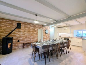 Dining - Maison pour 8 pers dans la nature (Siaugues-Sainte-Marie)