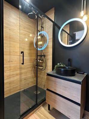 Uklassifisert bilde, 5 av 10, knapp