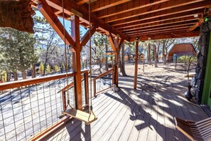 Property grounds - Aspen Stone Lodge
High-end luxury mountain lodge in popular upper Moonridge. (Big Bear Lake)