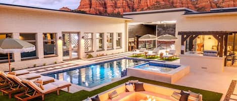 屋外プール、温水プール