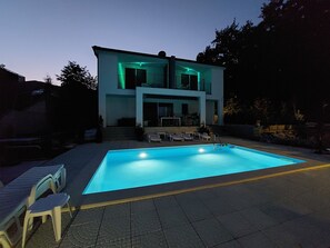 Piscine extérieure