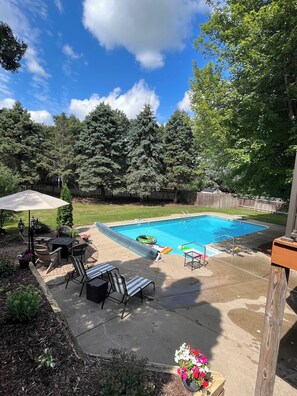 Outdoor pool, a heated pool - Royal Oaks Retreat w/ Keyless Entry & Pool Access (Shoreview)