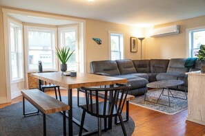 Unclassified image, 3 of 52, button - Adventurer's Home: Kingdom Trails with Swimming Hole (Burke)