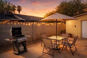 Outdoor dining