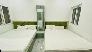 Deluxe Room - Shyam shree paying guest house  (Varanasi)