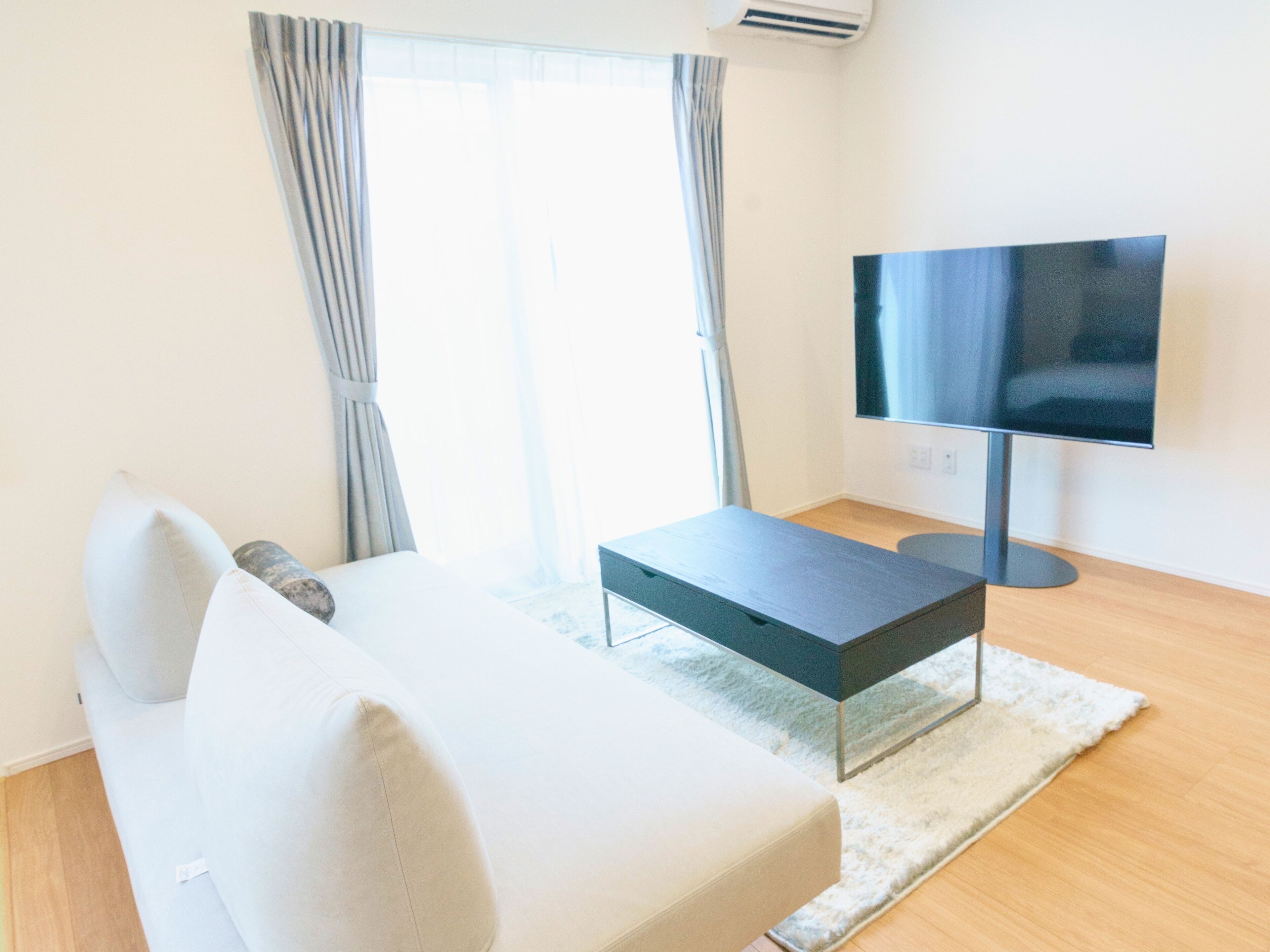 40-Zoll-Flachbildfernseher mit Kabelempfang