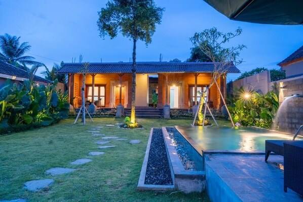 Outdoor pool, pool umbrellas, pool loungers