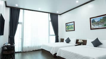 ファミリー ルーム (Deluxe) | デスク、ノートパソコン用作業スペース、遮光カーテン、防音設備