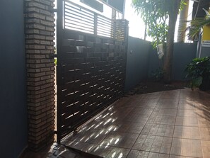 Habitación básica doble | Zona de estar