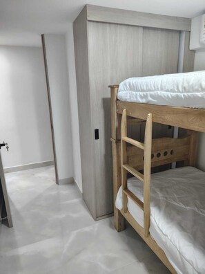 3 Schlafzimmer, Internetzugang, Bettwäsche