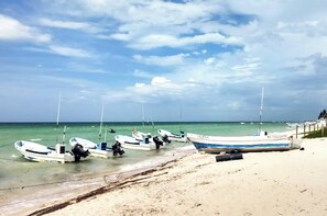 صورة غير مصنفة، 4 من 5، زرّ