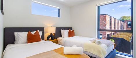 Fer et planche Ă repasser, Wi-Fi, literie fournie