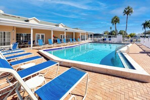 Pool - MINT Julip - Amazing 40+ Community - Newly Updated 2 bed/2 bath single family (Largo)