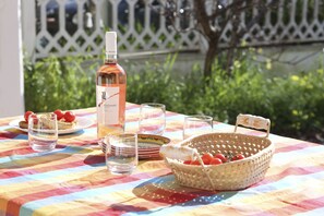 Nicht klassifiziertes Bild, 2 von 32, Schaltfläche