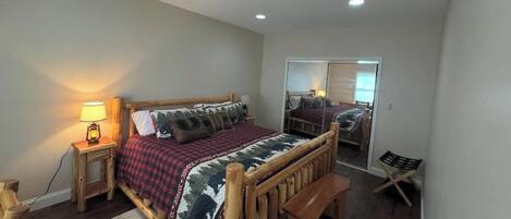 1 bedroom, iron/ironing board, WiFi, bed sheets