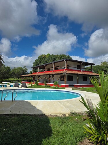 Resting farm : Plumavera Doradal Reserve