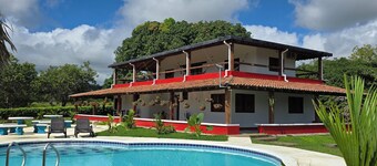 Resting farm : Plumavera Doradal Reserve