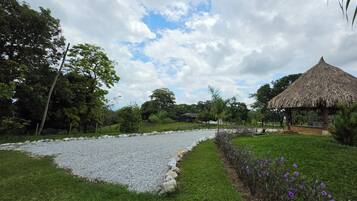 Enceinte de lâhĂ©bergement