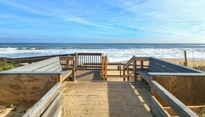 Beach nearby - Something To Sea - 5 BR Home w/Private Pool & Amenities Galore (Southern Shores)