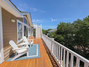 Terrace/patio - Something To Sea - 5 BR Home w/Private Pool & Amenities Galore (Southern Shores)