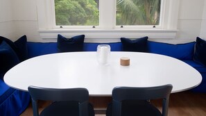 Dining - Bayside Grove, Rushcutters Bay (Rushcutters Bay)