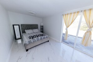 4 Schlafzimmer, Bügeleisen/Bügelbrett, kostenloses WLAN