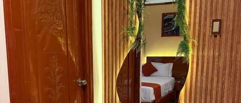 Family Twin Room, City View | Desk, free WiFi