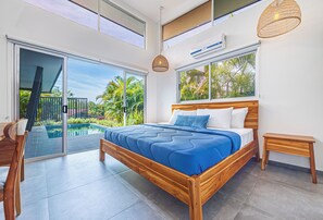 3 bedrooms, desk, free WiFi, bed sheets - Uvita • Modern Villa •Mountains & Ocean • Private Pool + Sunset Views (Uvita)